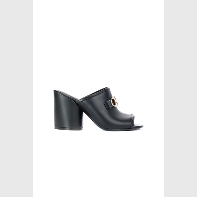Мюли Salvatore Ferragamo
