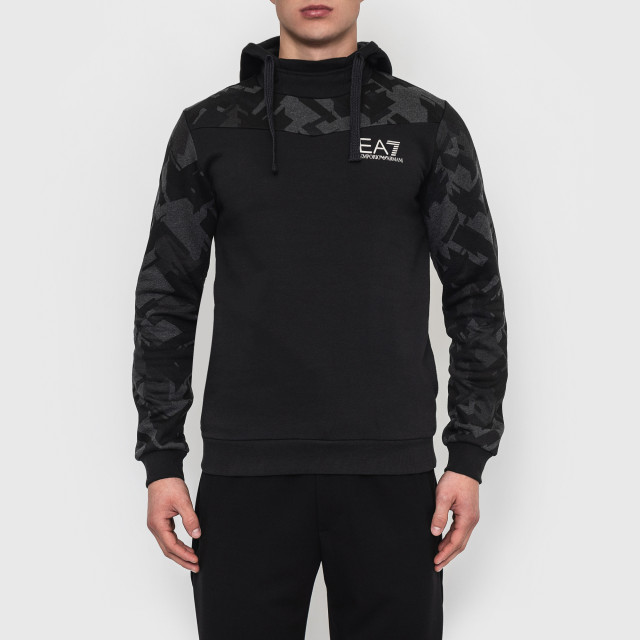 Худи Emporio Armani EA7