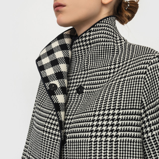 Пальто Emporio Armani