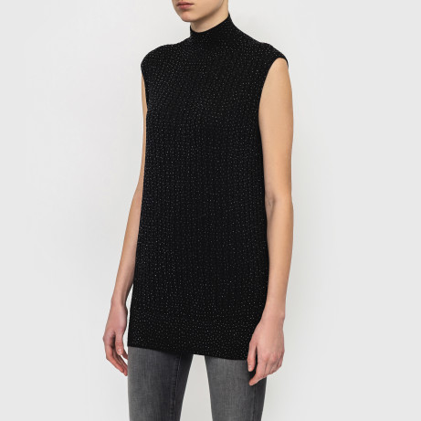 Топ Emporio Armani