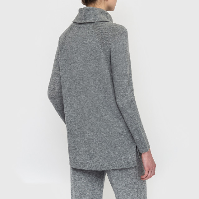 Кардиган Bogner