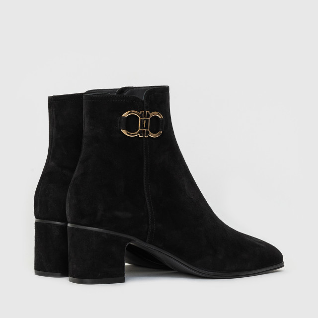 Ботильйони Salvatore Ferragamo