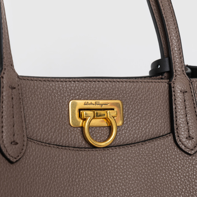 Сумка Salvatore Ferragamo