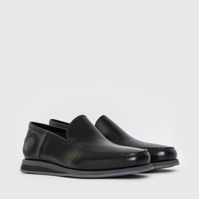 Лофери Salvatore Ferragamo