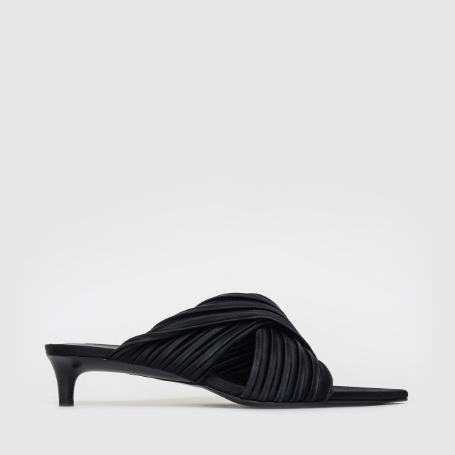 Мюлі  Jil Sander