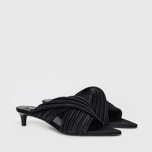 Мюлі  Jil Sander
