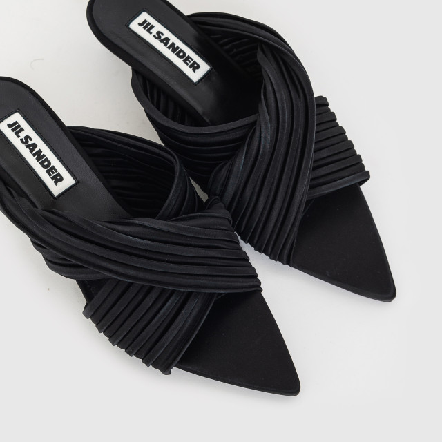 Мюлі  Jil Sander