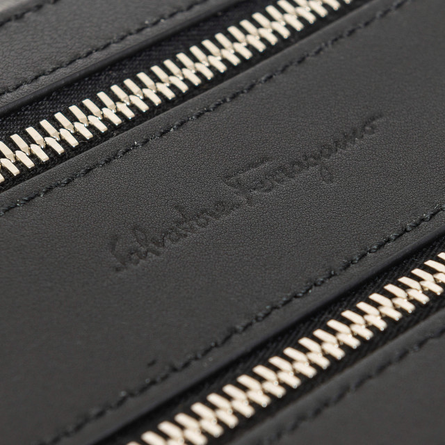 Барсетка Salvatore Ferragamo