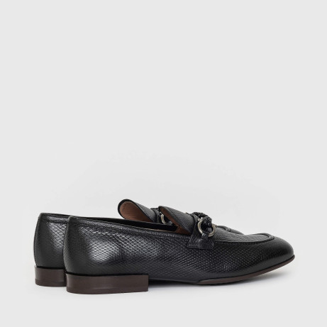 Лофери Salvatore Ferragamo