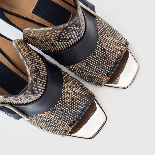 Ботильйони Salvatore Ferragamo