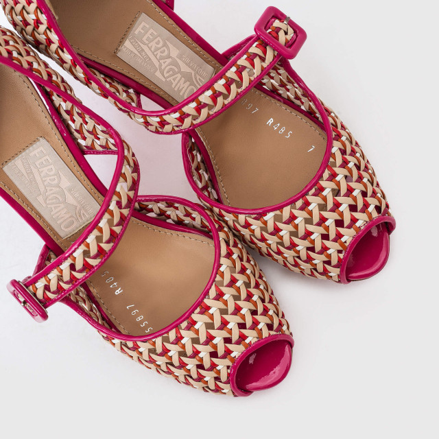 Босоніжки Salvatore Ferragamo