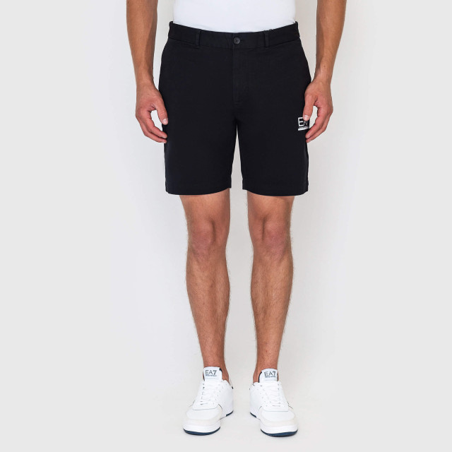 Шорти Emporio Armani EA7