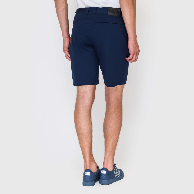 Шорты Emporio Armani EA7