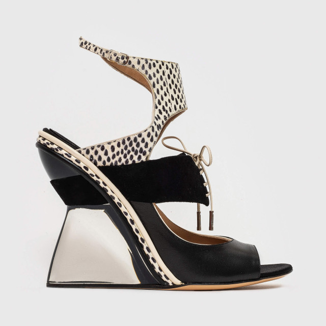 Босоніжки Salvatore Ferragamo