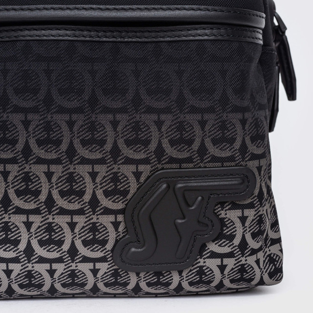 Сумка - рюкзак Salvatore Ferragamo