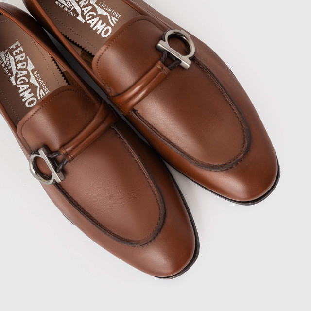 Лофери Salvatore Ferragamo