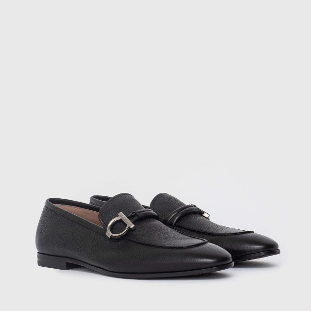 Лофери Salvatore Ferragamo