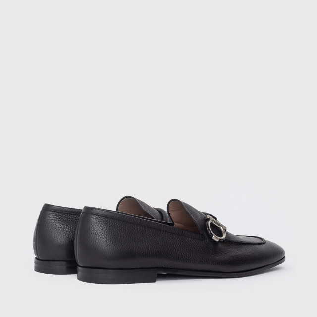 Лофери Salvatore Ferragamo