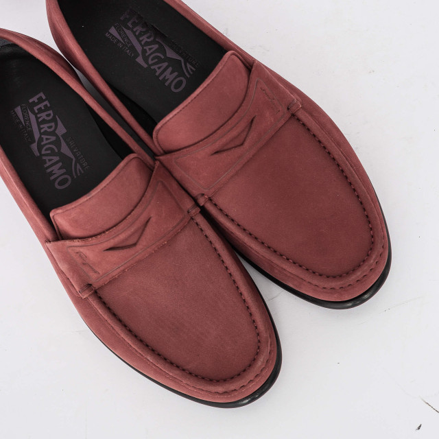  Лофери Salvatore Ferragamo