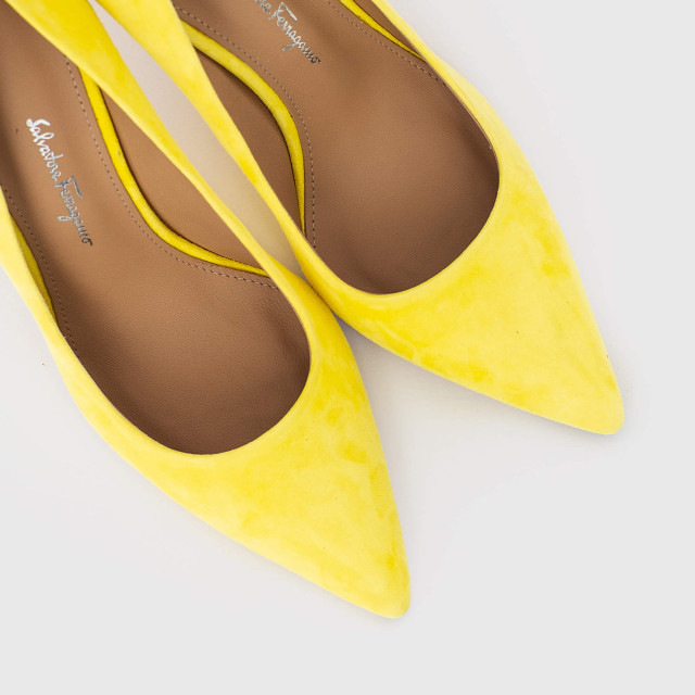 Туфлі-човники Salvatore Ferragamo