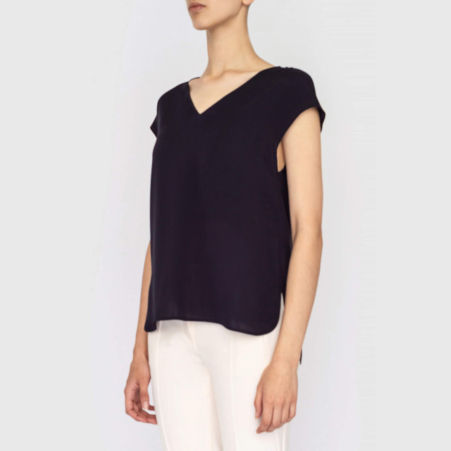 Топ Escada