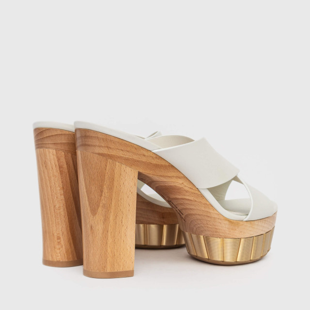 Сабо Salvatore Ferragamo