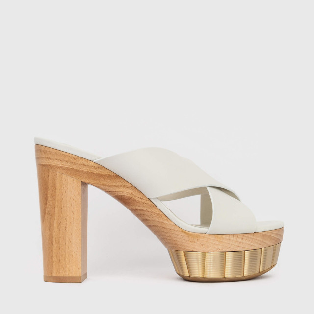 Сабо Salvatore Ferragamo