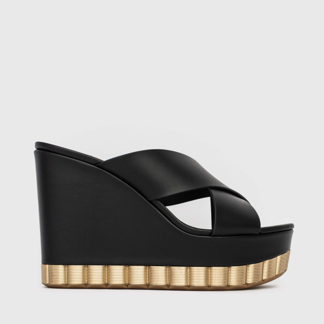 Сабо Salvatore Ferragamo