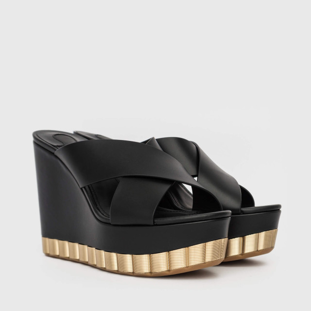 Сабо Salvatore Ferragamo