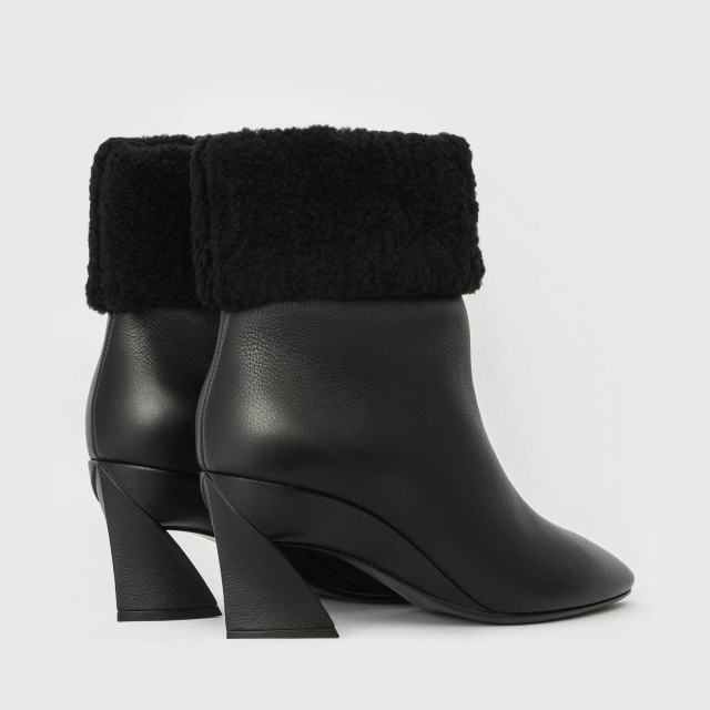 Ботильоны Salvatore Ferragamo