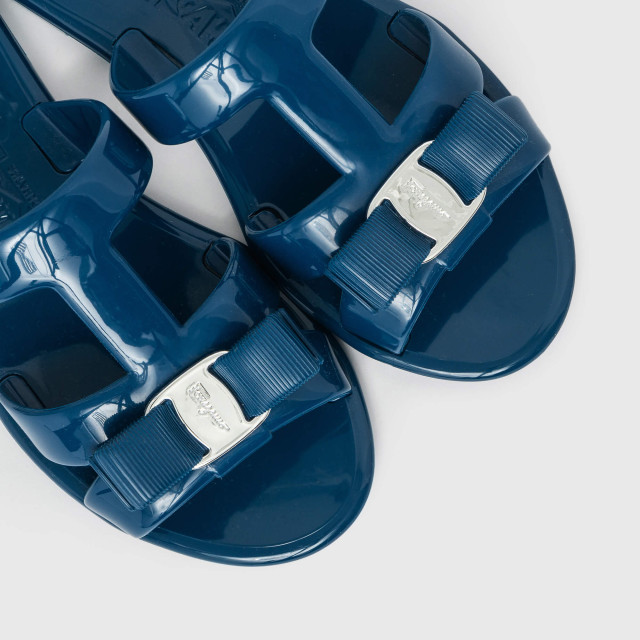 Шльопанці Salvatore Ferragamo 