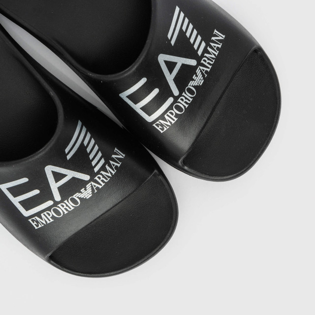 Шлепанцы Emporio Armani EA7