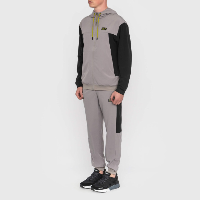 Костюм спортивный Emporio Armani EA7