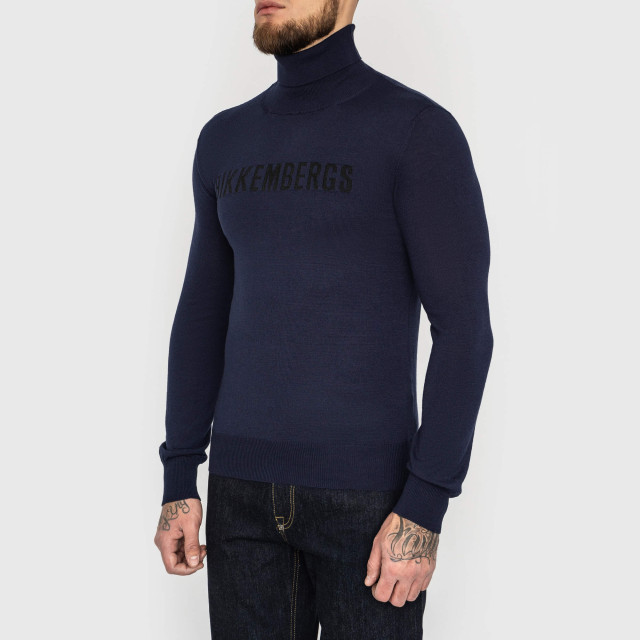 Гольф Bikkembergs