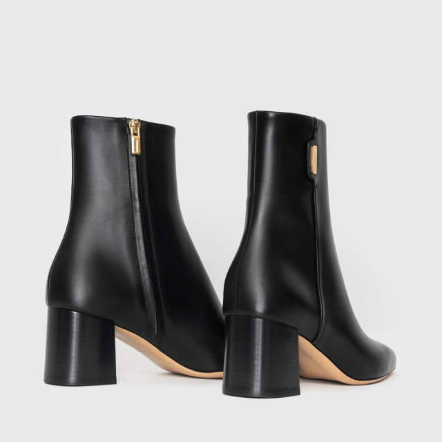 Ботильоны Salvatore Ferragamo