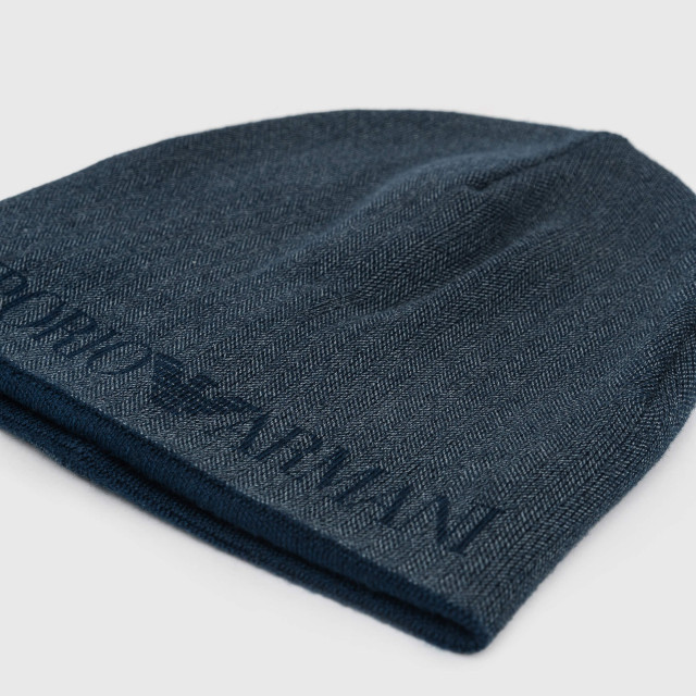 Шапка Emporio Armani