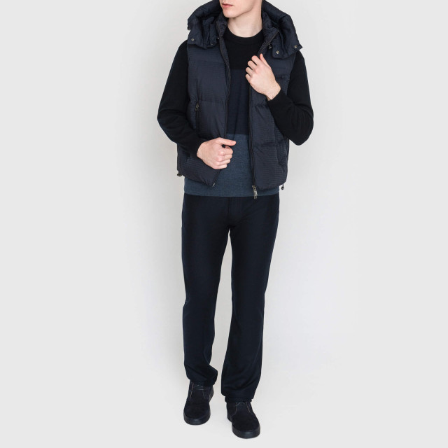 Жилет пуховый Emporio Armani
