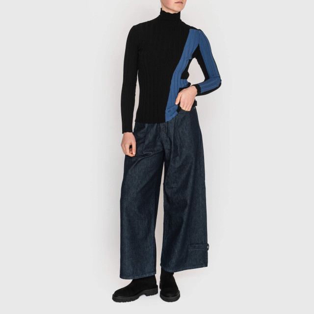 Джинсы Emporio Armani