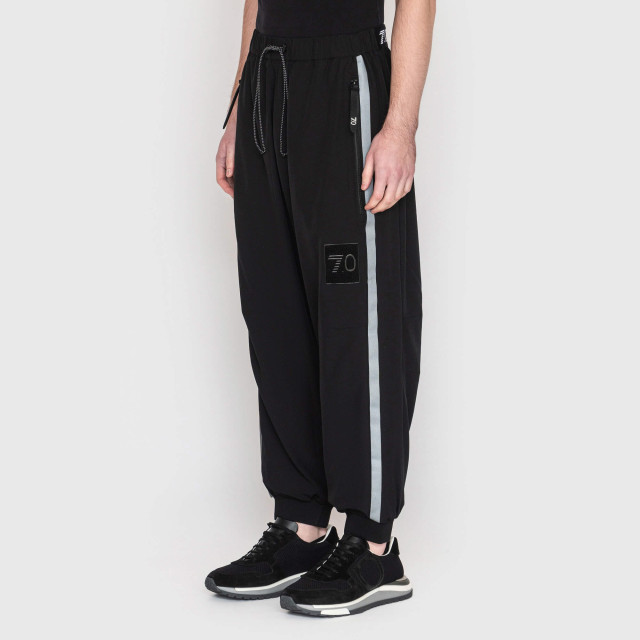 Брюки спортивные Emporio Armani EA7 