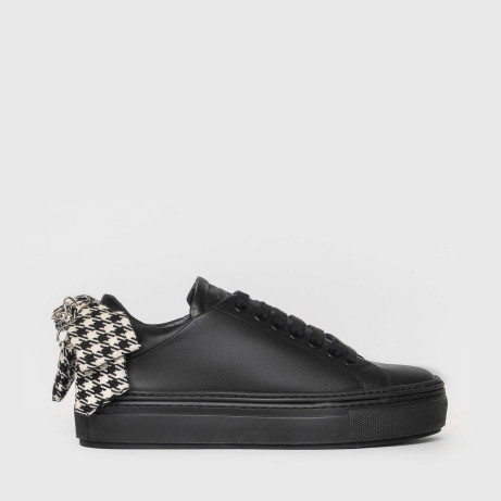 Кеди Pinko