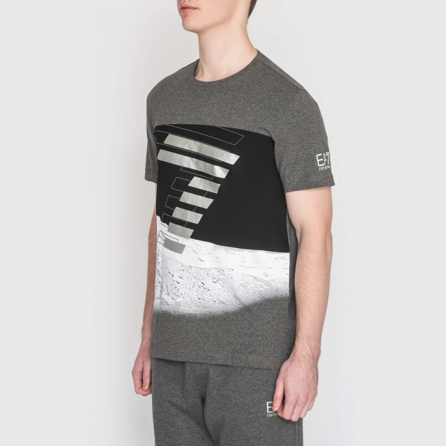 Футболка Emporio Armani EA7