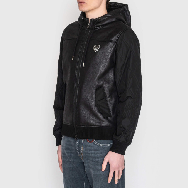 Куртка Emporio Armani EA7   