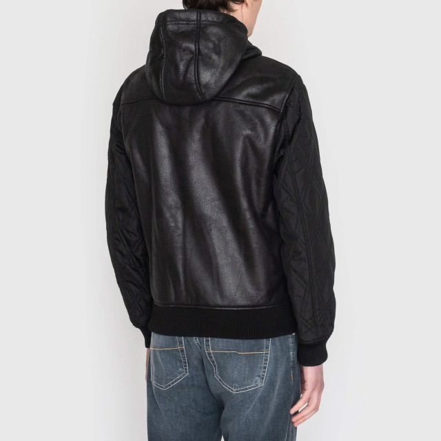 Куртка Emporio Armani EA7   