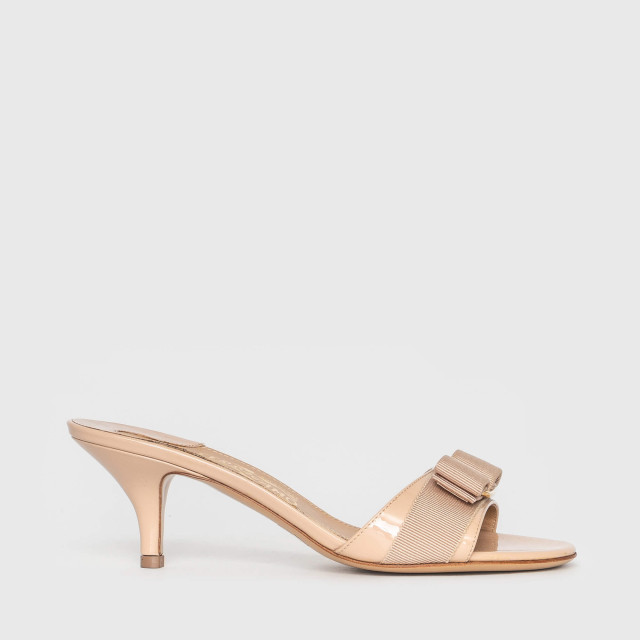 Шльопанці Salvatore Ferragamo
