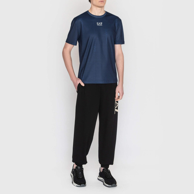 Футболка Emporio Armani EA7