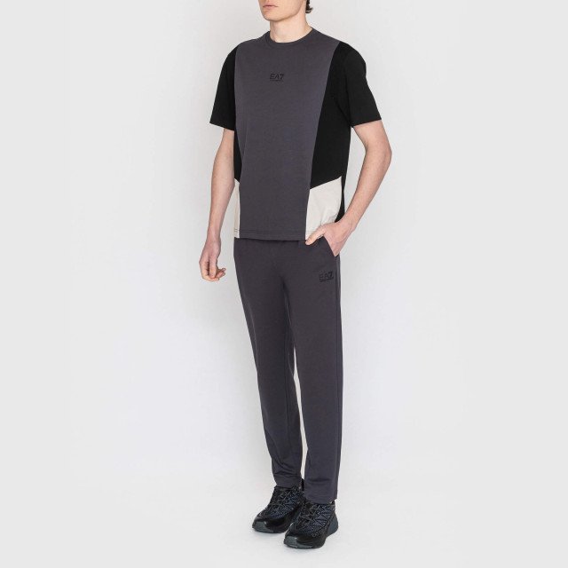 Футболка Emporio Armani EA7