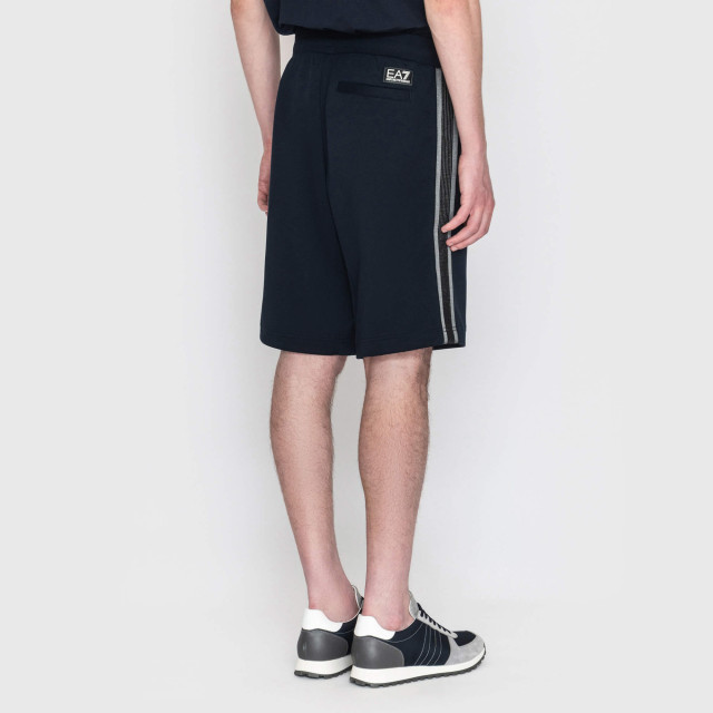 Шорты Emporio Armani EA7