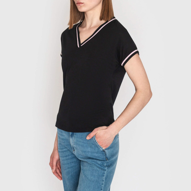 Футболка Emporio Armani