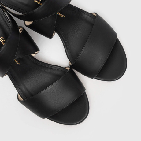 Босоножки Salvatore Ferragamo