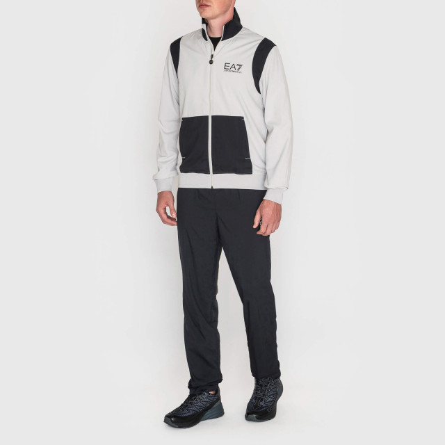 Костюм спортивный Emporio Armani EA7